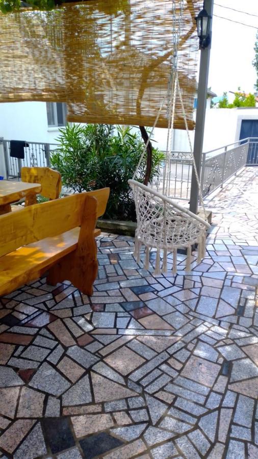 Holiday Home Domi Нови-Винодолски Экстерьер фото