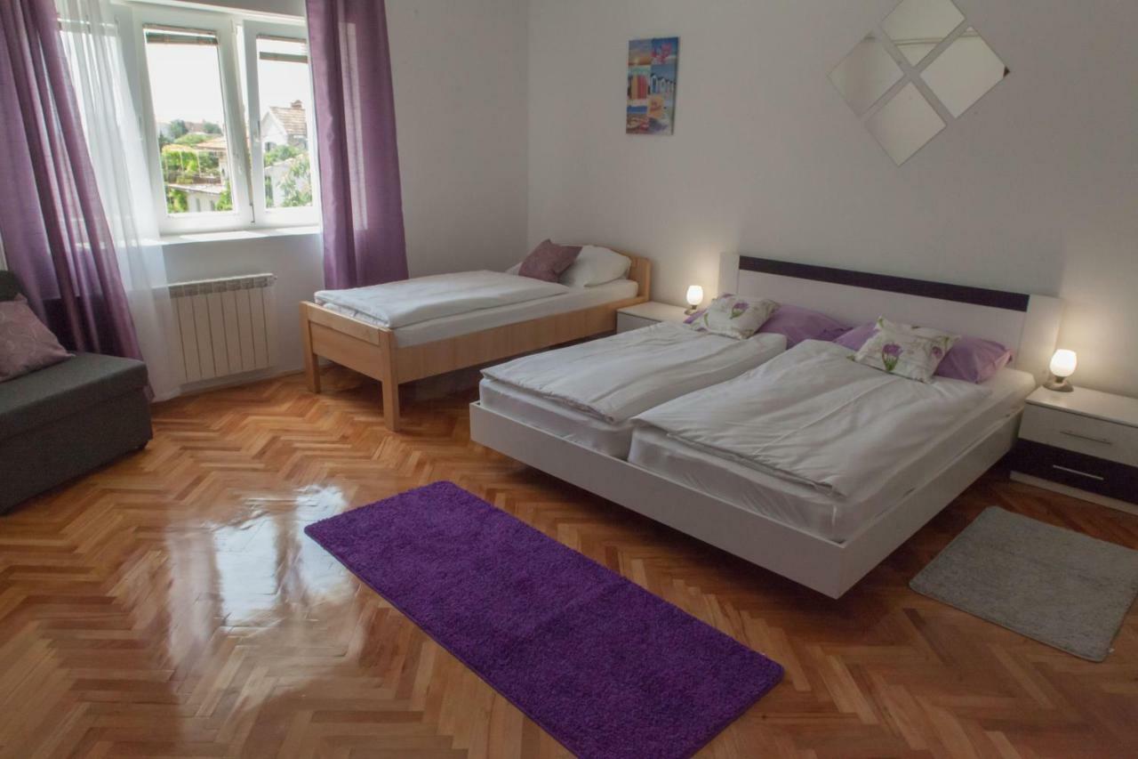 Holiday Home Domi Нови-Винодолски Экстерьер фото